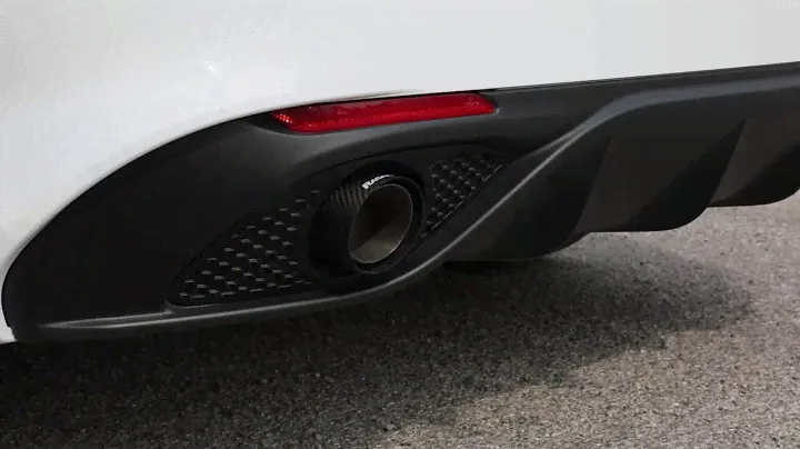 Alfa Romeo Giulia (952) 2.0T Q4 (206 kW) 2016 with Ragazzon Tuning exhaust