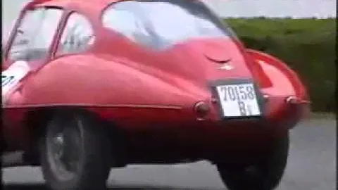 Alfa Romeo Disco Volante  (version corta)